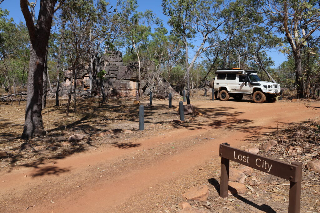 4wd car driving around the lost city at litchfield national park